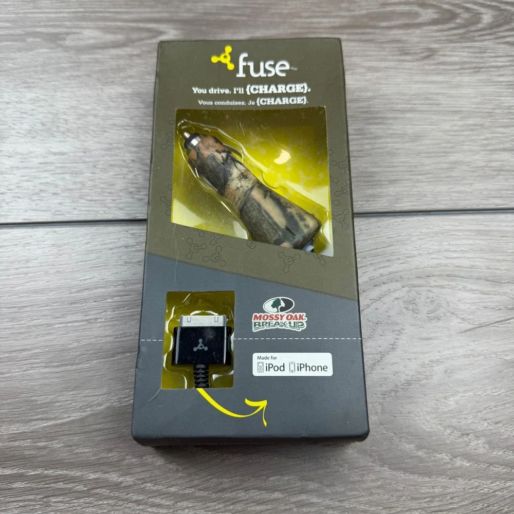 Fuse Unisex Car Charger Mossy Oak Camo 30-Pin for iPhone 4/iPod Camouflage New